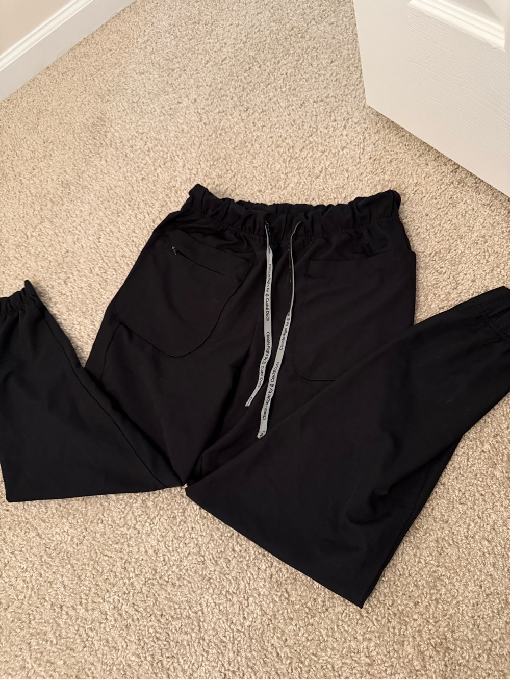 Cuddl Duds “climate right” Black Track Joggers scrub pants with Drawstring